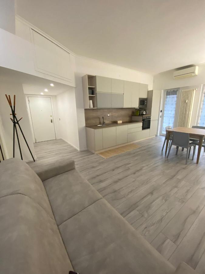 Next Home Milano Corsico Bagian luar foto